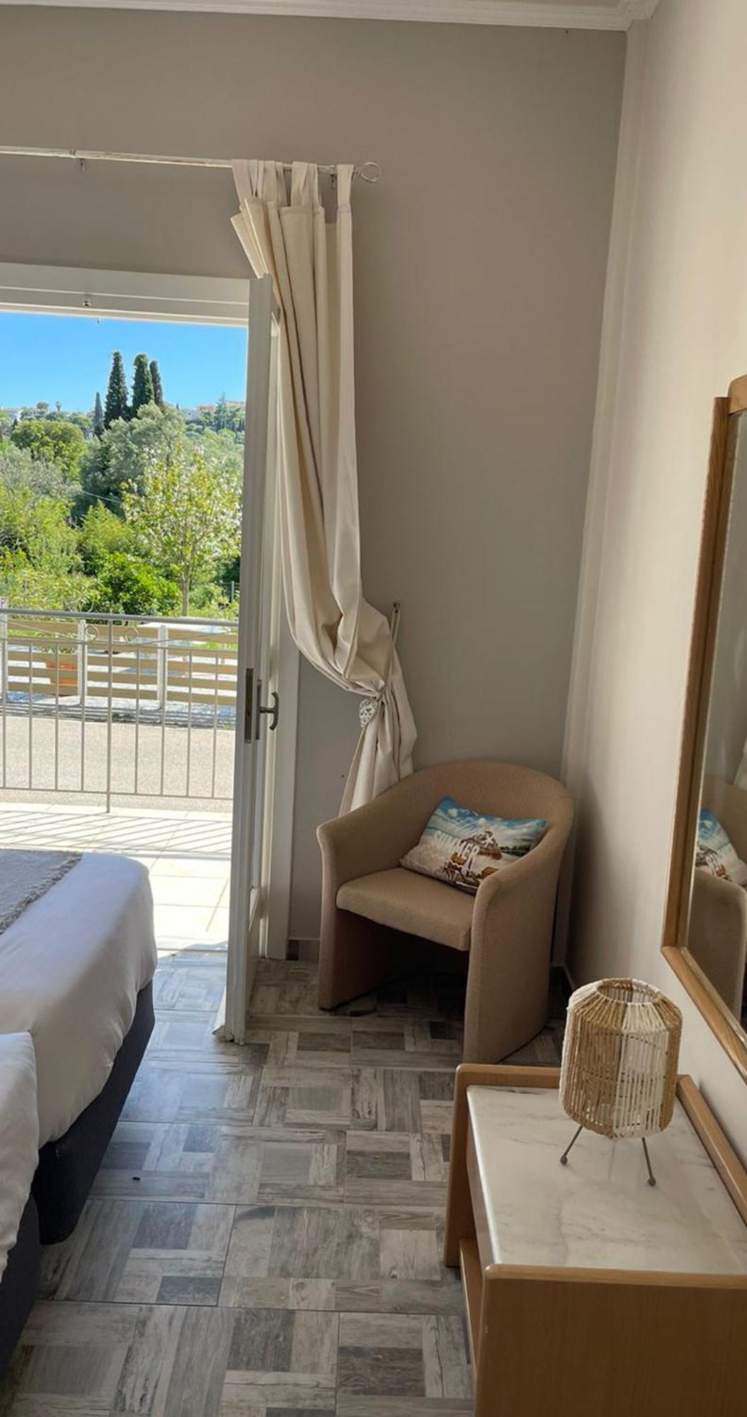 Georgia'S Apartments, Ipsos Corfu 外观 照片