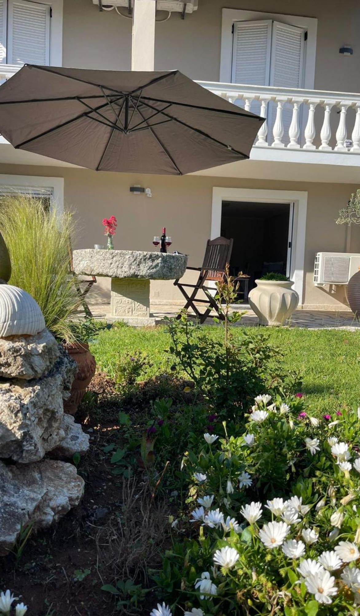 Georgia'S Apartments, Ipsos Corfu 外观 照片